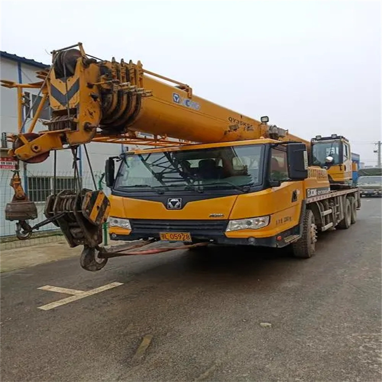 伍家岗吊车出租保险：全面覆盖，安全无忧