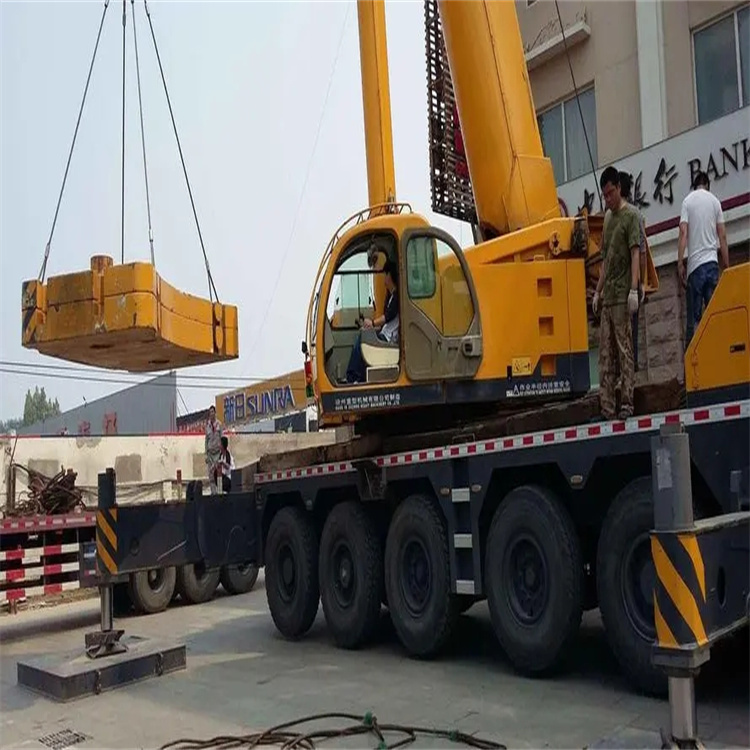 伍家岗当地吊车出租|机器吊装|75吨|工厂搬迁服务