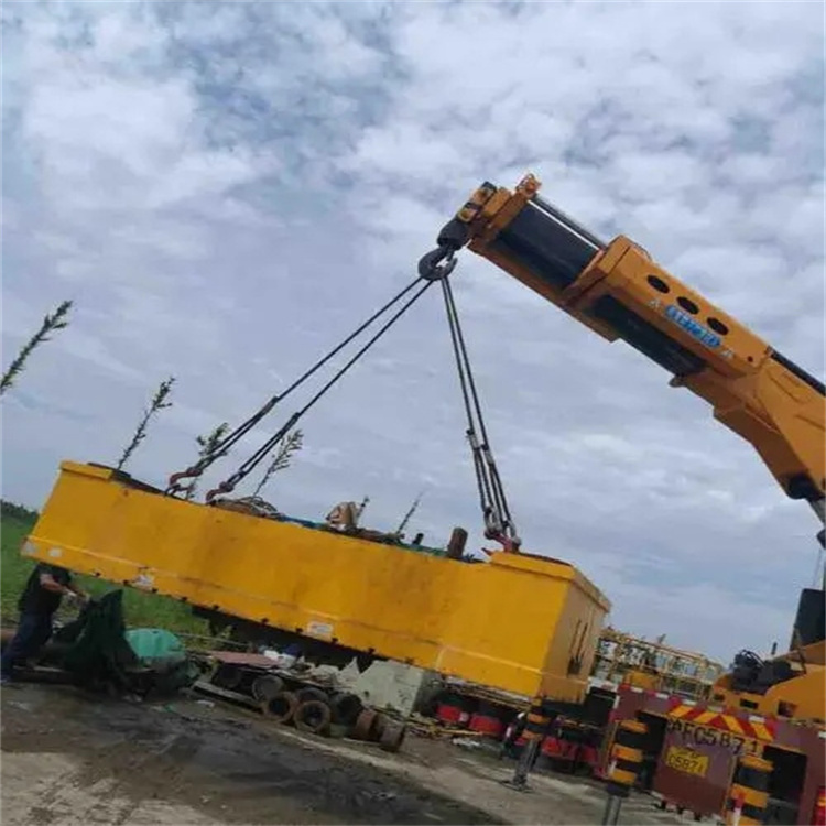 伍家岗随车吊吊集装箱怎么吊