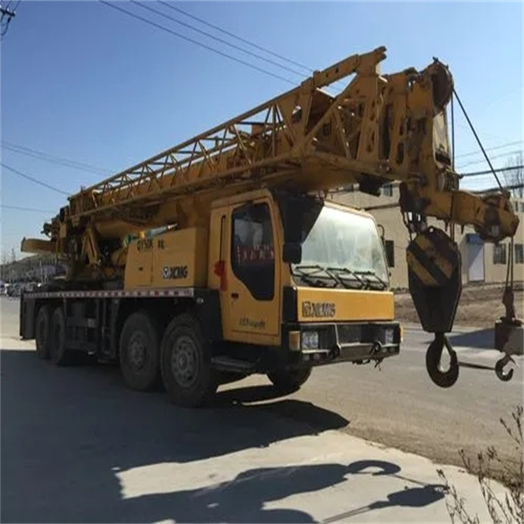 伍家岗哪里有专业吊车出租